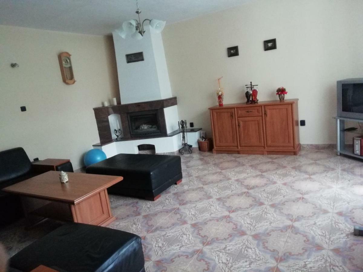 شقة Privat Cerenica Belusa المظهر الخارجي الصورة